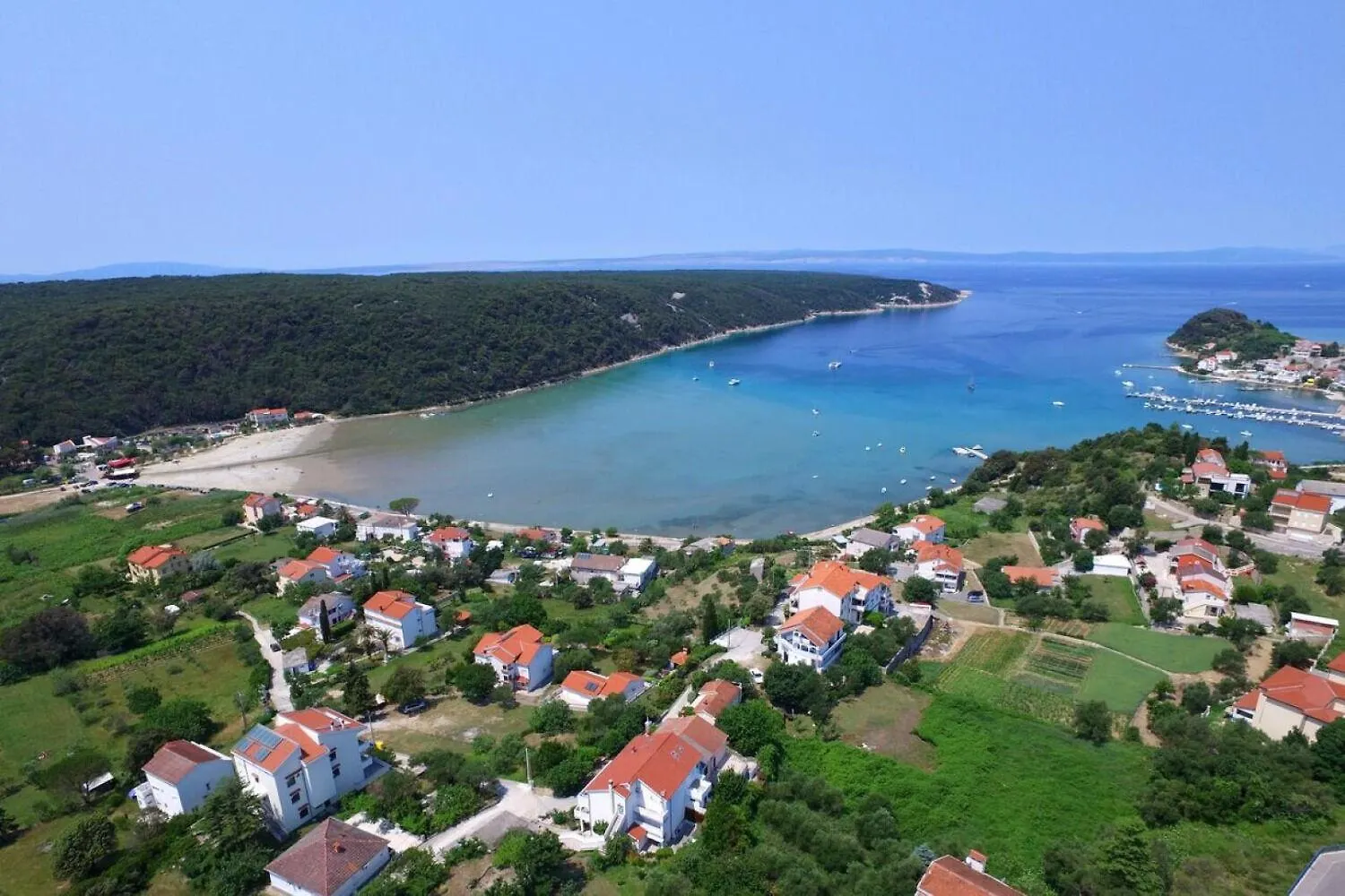 Apartments Ivans Kampor