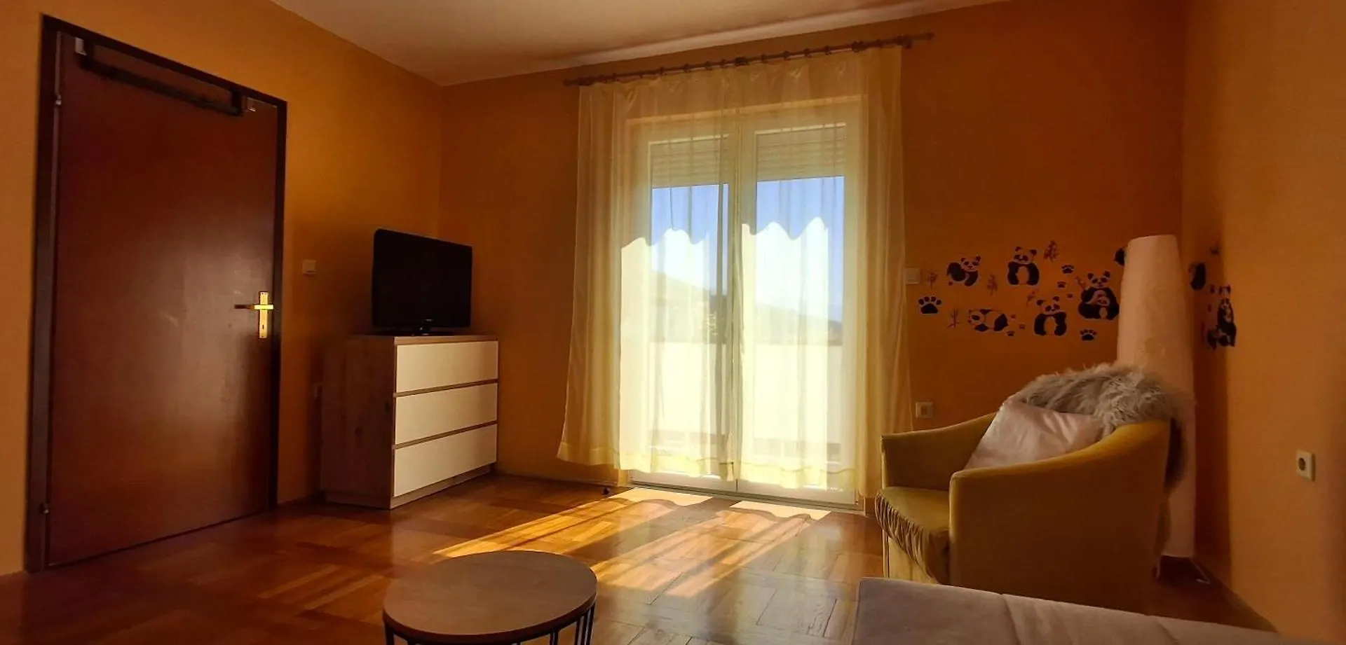 Apartments Ivans Kampor